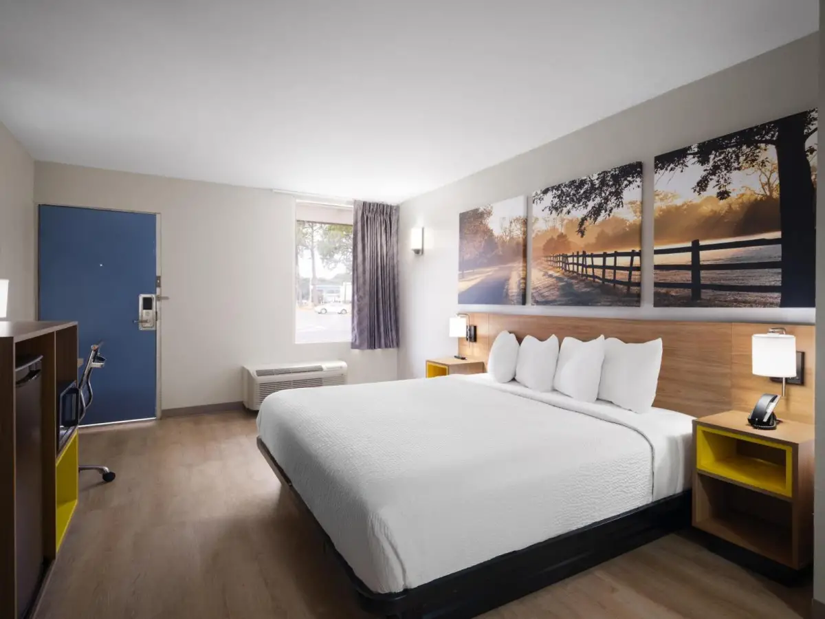Days-Inn by Wyndham Montgomery I-85 8